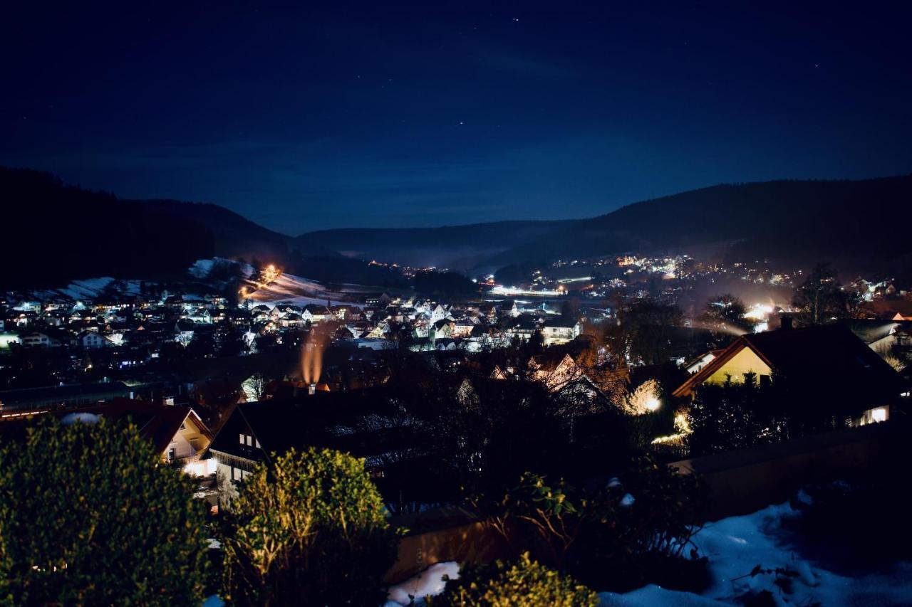 Appartement Mit Herrlicher Aussicht Uebers Murgtal Baiersbronn Esterno foto